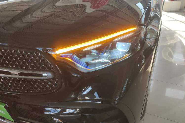 Used Mercedes-Benz GLC 2023 GLC 300 L 4MATIC Luxury 7-Seater