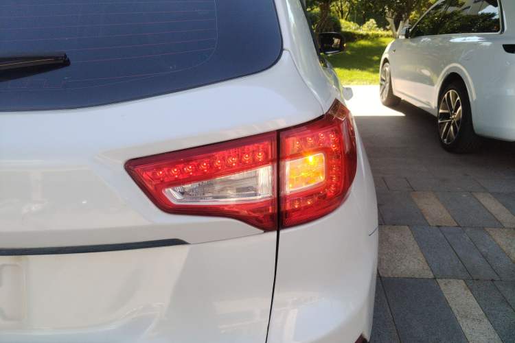 Used Changan CS75 2016 1.8T Automatic Elite Model China V Standard