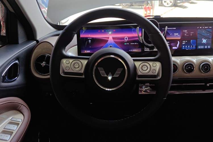 Used Wuling Bingo 2023 333 km Lingxi Connected Version
