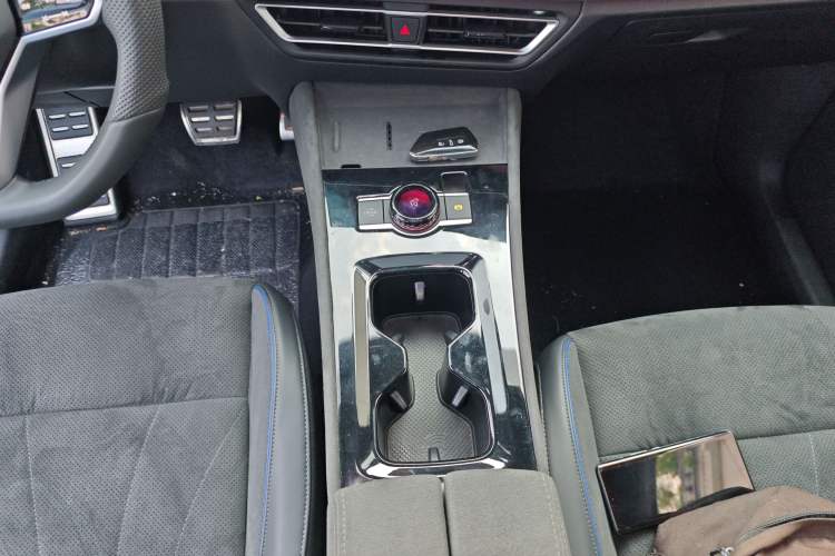 Used Volkswagen Tiguan L 2024 PRO 380TSI Four-Wheel Drive R-Line Prestige Edition
