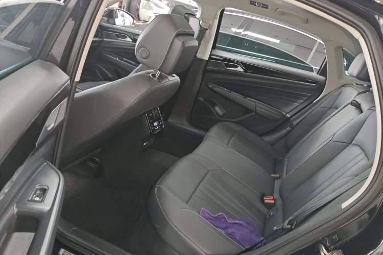 Used Volkswagen Passat 2025 Outstanding Model 330TSI Starry Elite Edition