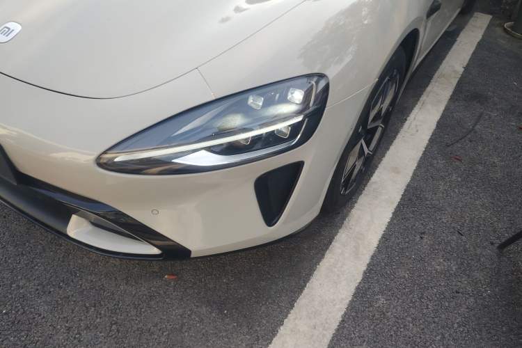 Used  SU7 2024 Rear-Drive Long-Range Intelligent Driving Version
