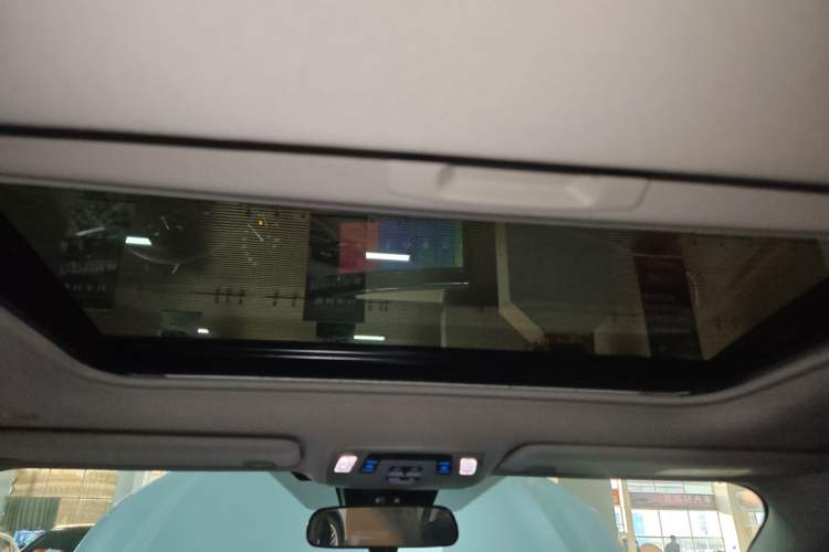 Used Toyota Sienna 2021 2.5L Hybrid Comfort Edition
