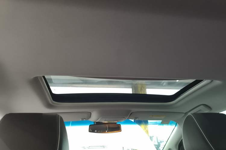 Used Buick GL8 2022 Land Business Class 652T Luxury Model
