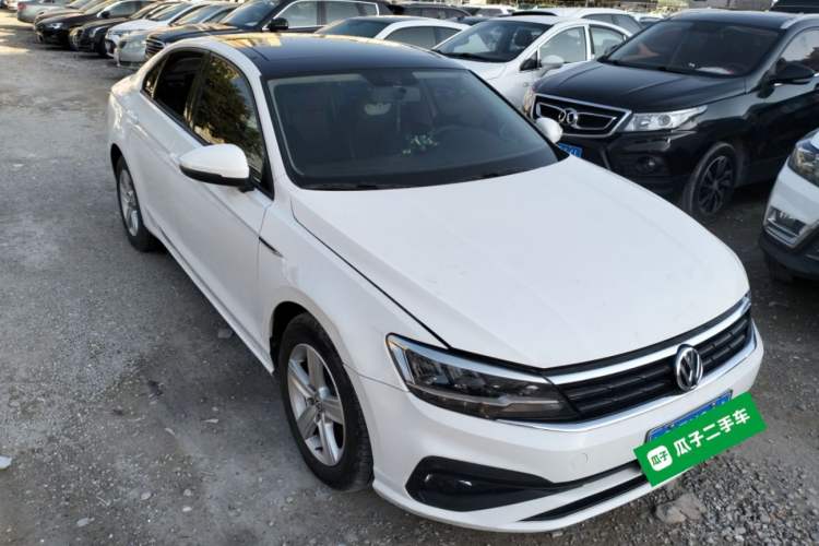 Used Volkswagen Lamando 2019 230TSI DSG Fashion Edition China VI
