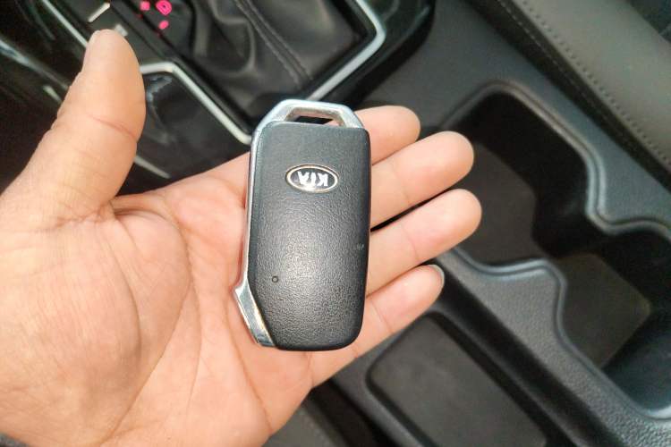 Used Kia Sportage R 2019 2.0L Automatic Smart Luxury Edition
