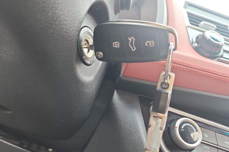 Used  iEV6E 2018 Upgraded iEV6E Luxury Model
