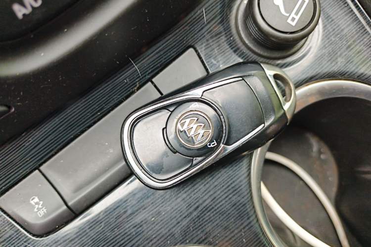 Used Buick Envision 2017 20T Two-Wheel Drive Leading Version
