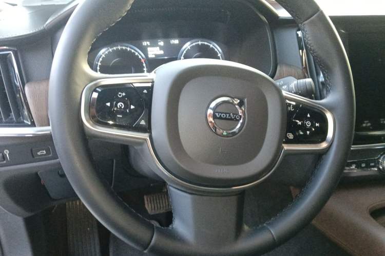 Used Volvo S90 2021 B5 Zhiyuan Luxury Edition