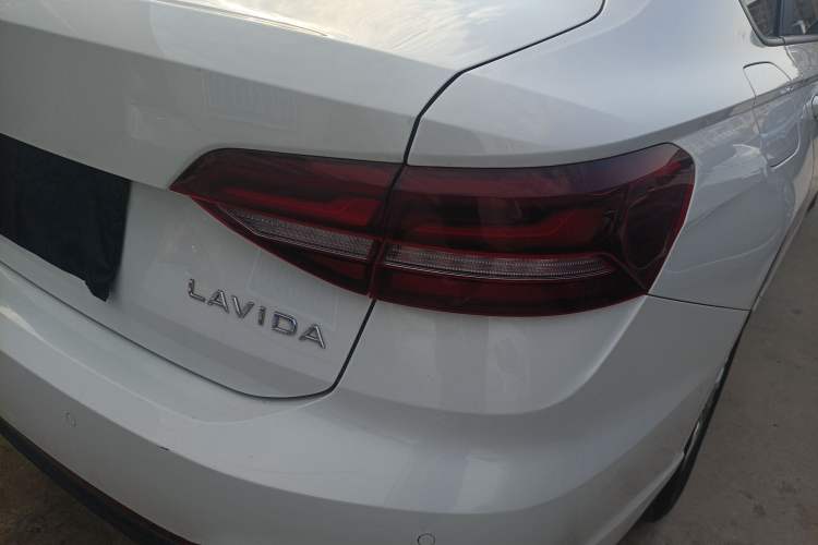 Used Volkswagen Lavida 2023 1.5L Automatic De Yi Edition
