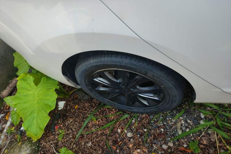 Used Hyundai Elantra 2016 1.6L Automatic Smart Version
