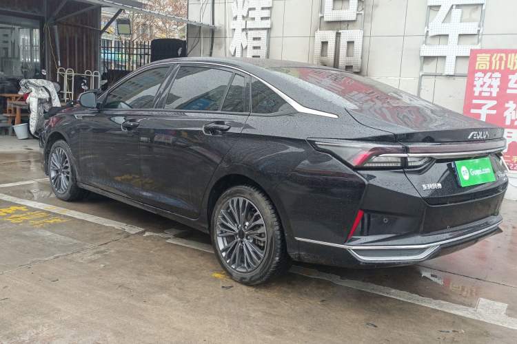 Used Dongfeng Aeolus Yixuan MAX 2021 1.5T Ultra-Stylish Trendsetter Edition