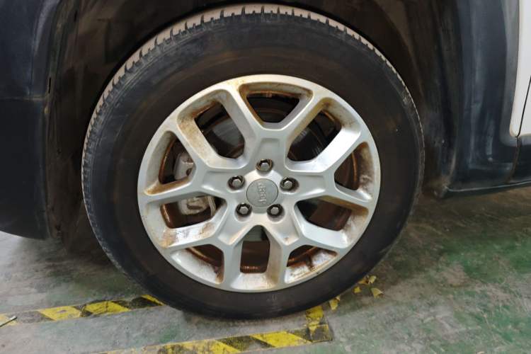 Used  Renegade 2017 180T Automatic High-Energy Version
