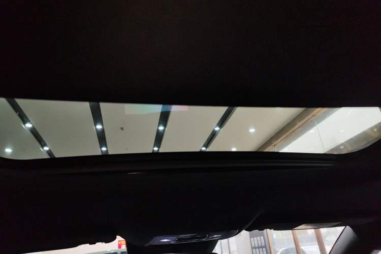 Used BYD Qin L 2025 DM-i Smart Drive 120KM Leading Model
