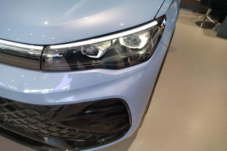 Used Volkswagen Tiguan L 2024 PRO 380TSI Four-Wheel Drive R-Line Prestige Edition
