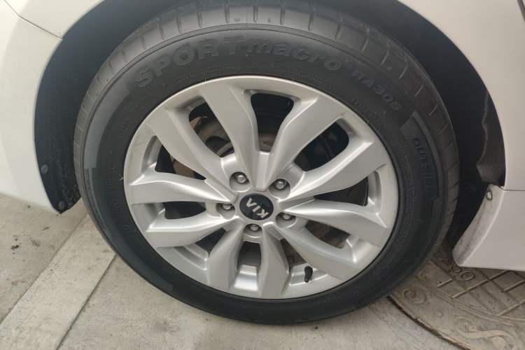 Used Kia K5 2015 2.0L Automatic GLS