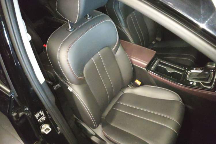 Used GAC Trumpchi M6 2023 PRO 270T DCT Luxury Edition
