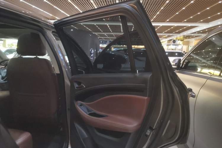 Used Buick Envision 2019 28T Four-Wheel Drive Elite Version China VI Standard
