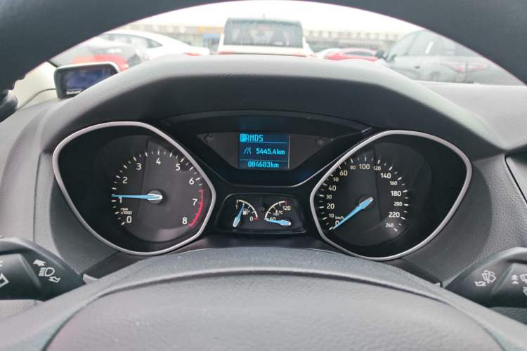 Used Ford Focus 2018 Sedan Classic 1.6L Automatic Comfort Plus Smart Drive Version
