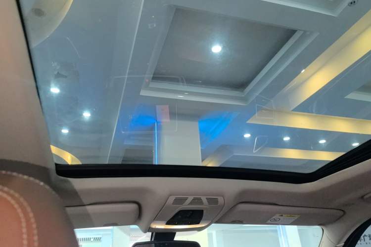 Used BMW X5 2018 xDrive28i
