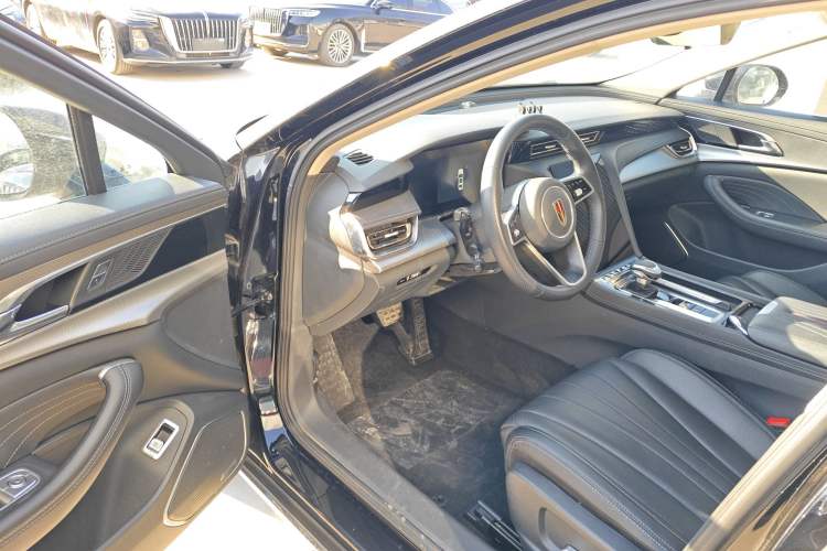 Used Hongqi H5 2023 1.5T DCT Smart Connect Flagship Edition
