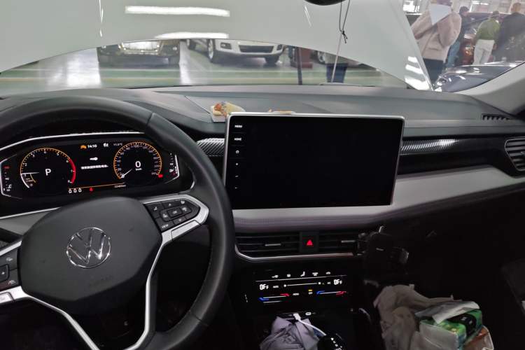 Used Volkswagen Tayron 2023 330TSI Two-Wheel-Drive Luxury Plus Advanced Version
