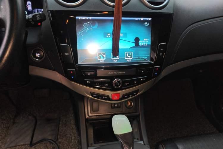 Used BYD S7 2015 2.0T Automatic Flagship Edition
