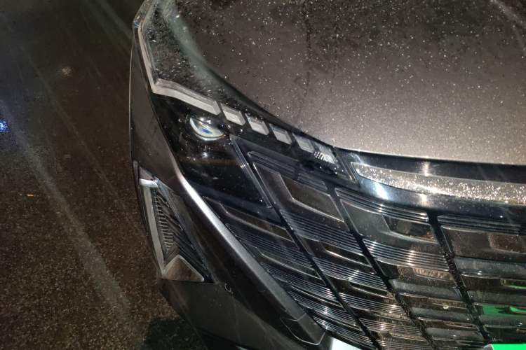 Used Changan UNI-Z New Energy 2024 Blue Whale Smart Electric iDD 125km Excellence Model