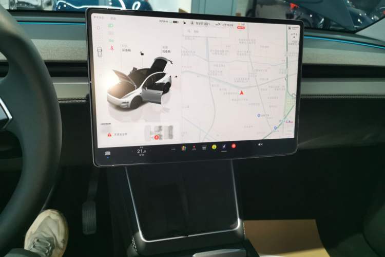 Used Tesla Model Y 2025 Rear-Wheel-Drive Version
