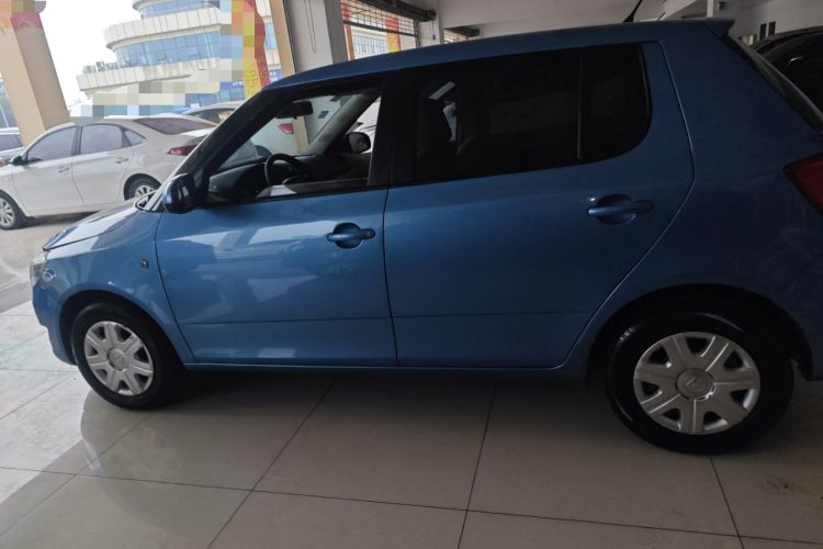 Used Skoda Fabia 2014 1.4L Automatic Crystal Edition