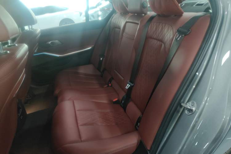 Used BMW i3 2022 eDrive 35 L