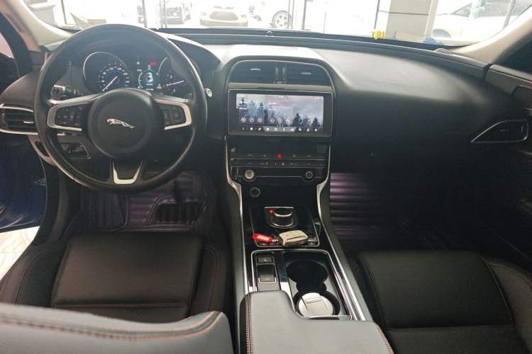 Used Jaguar XEL 2019 2.0T 200 PS Luxury Edition