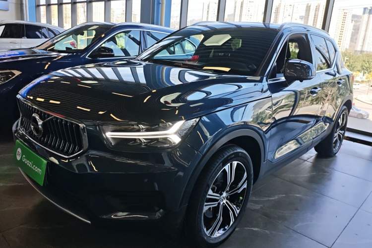Used Volvo XC40 2022 T4 Four-Wheel Drive Smart & Luxurious Edition
