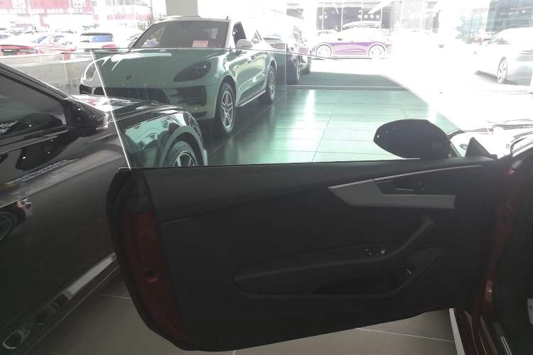 Used Audi A5 2017 Coupe 40 TFSI Fashion Model
