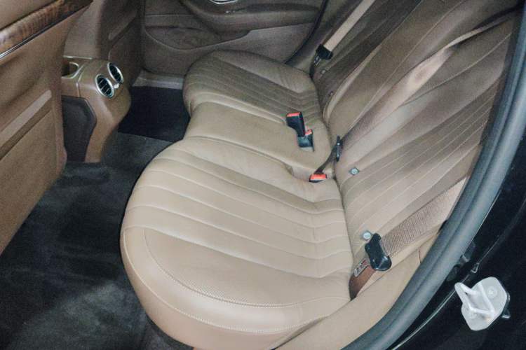 Used Mercedes-Benz E-Class 2020 E 300 L Luxury Model
