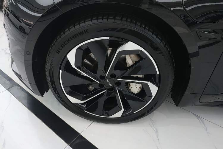 Used Zeekr 001 2023 WE Edition 100 kWh