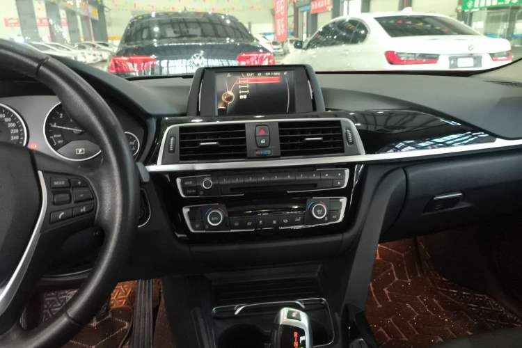 Used BMW 3 Series 2017 320Li Fashion Model
