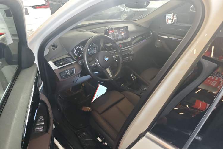 Used BMW X1 2022 sDrive25Li Leading Model
