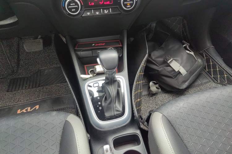 Used Kia Stonic 2019 1.4L Automatic Fun Edition China V Standard
