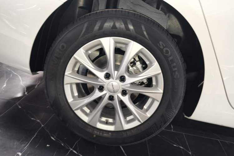 Used Roewe i5 2023 1.5L CVT Luxury Edition
