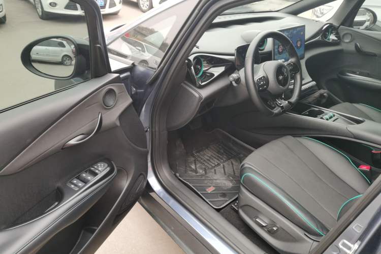 Used BYD Dolphin 2025 420km Free Edition
