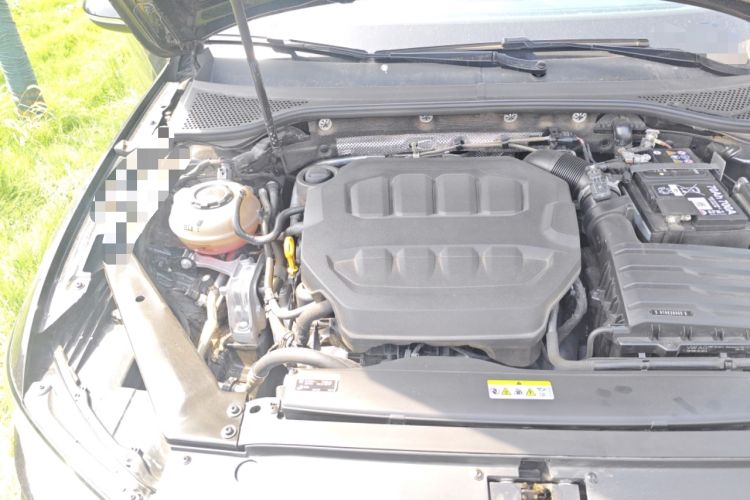 Used Volkswagen Magotan 2025 Zhongxiang Version 330TSI DSG Luxury Edition
