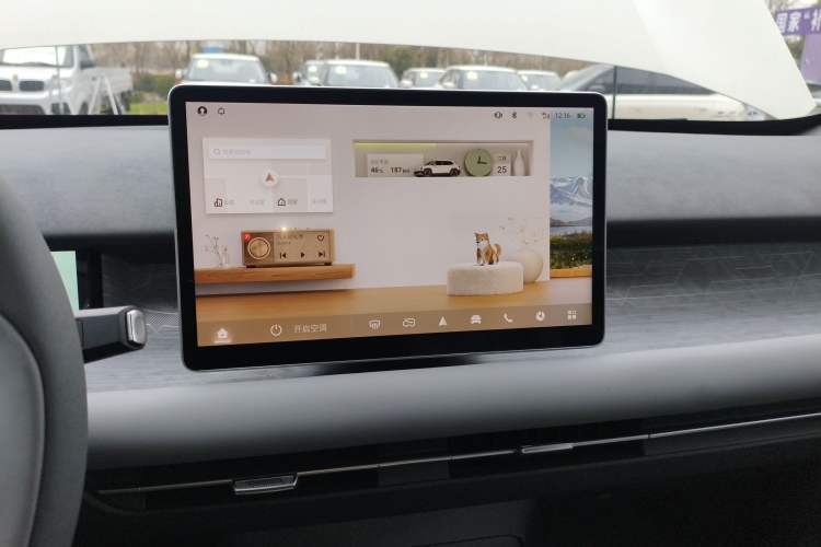 Used Dongfeng NAMMI 06 2025 401 Pro
