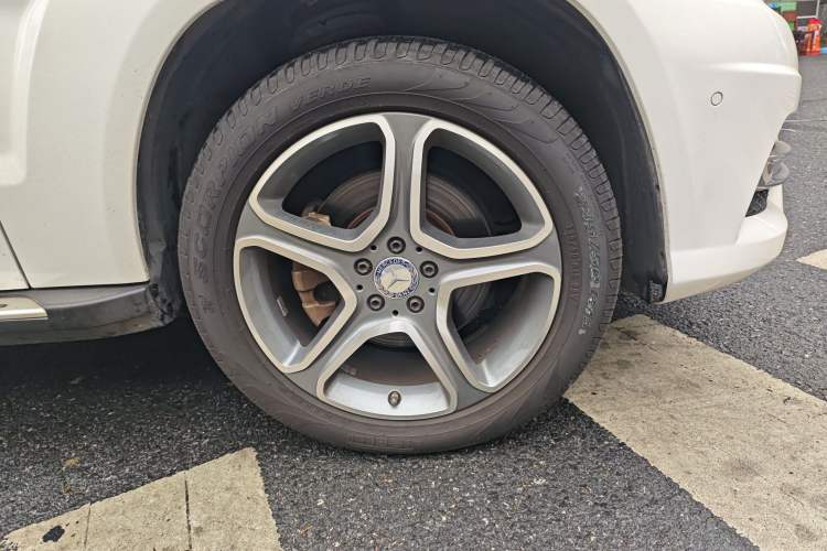 Used Mercedes-Benz GLK-Class 2015 GLK 300 4MATIC Fashion Edition Ultimate Version
