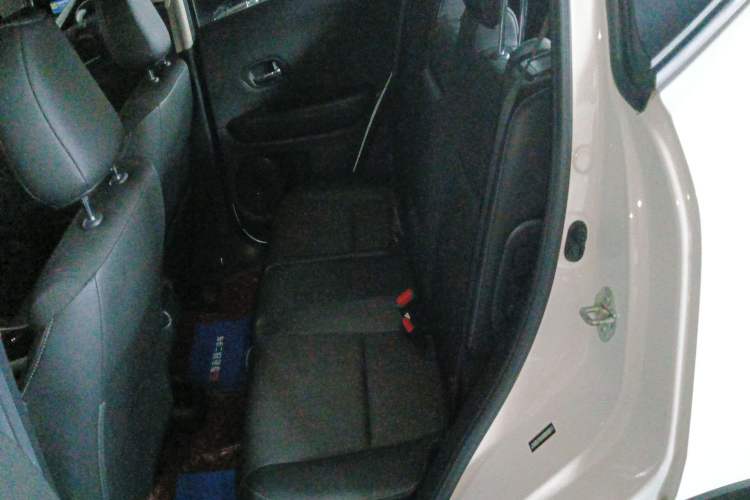 Used Honda Vezel 2020 1.5L CVT Pioneer Edition
