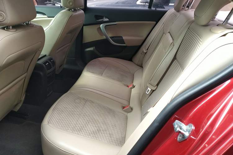 Used Buick Regal 2015 2.0L Leading Fashion Edition
