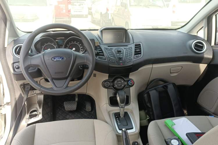 Used Ford Fiesta 2013 Sedan 1.5L Automatic Fashion Edition