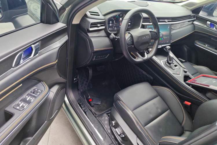 Used Lynk & Co 01 2024 2.0TD Two-Wheel Drive Global Pro