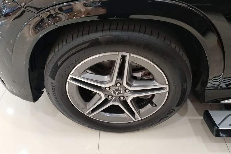 Used Mercedes-Benz GLE 2024 GLE 450 4MATIC AMG Line
