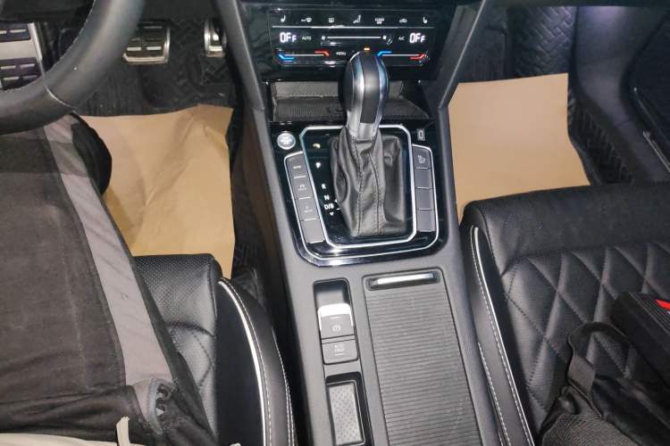 Used Volkswagen Magotan GTE Plug-in Hybrid 2022 GTE Luxury Model
